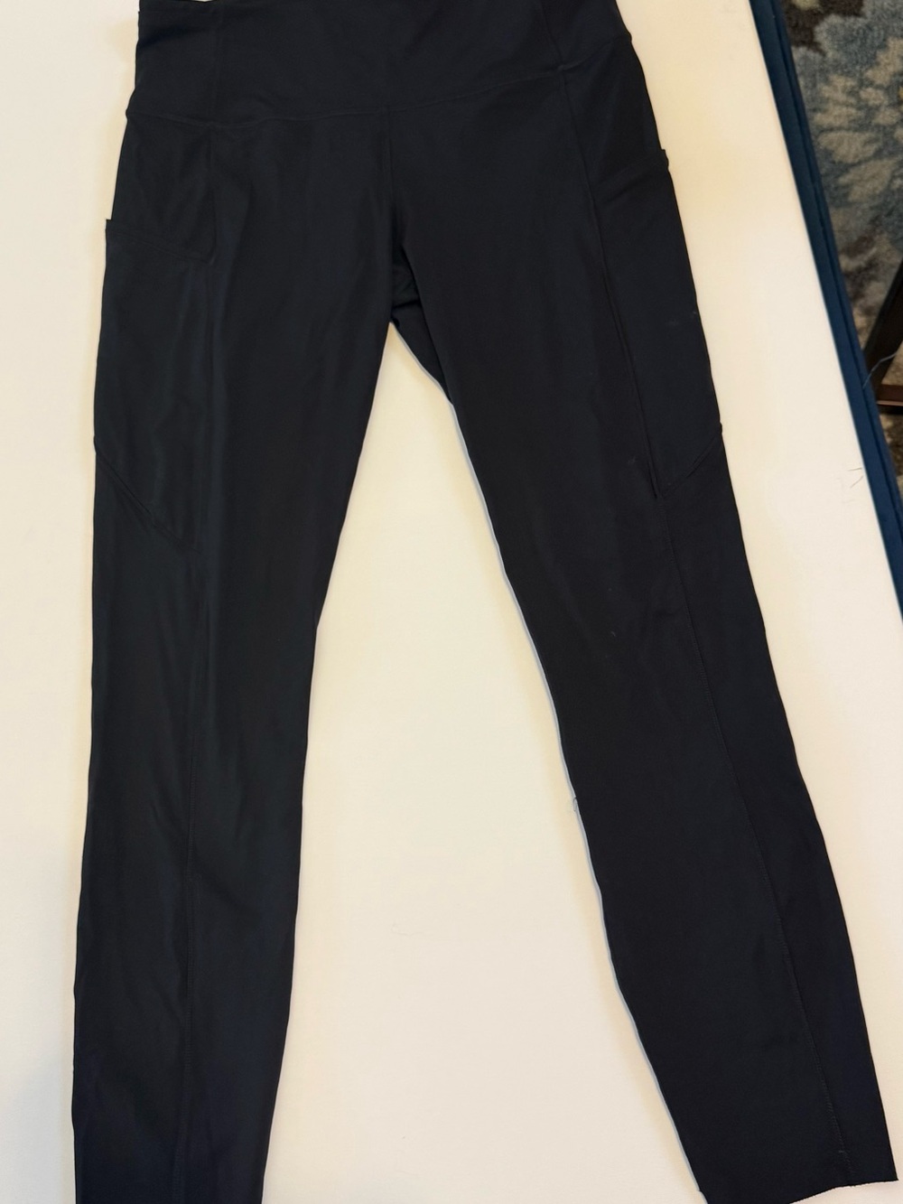 lululemon athletica Black Women's High-Rise Leggings with Side Pockets